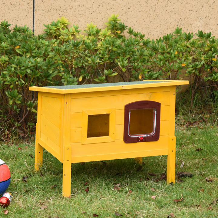 PawHut Wooden Outdoor Cat House with Openable Roof, Lockable Door & Window – 70 × 51.5 × 60cm